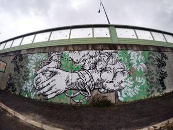 Da infrastruttura a opera d'arte, l'Anas trasforma il Gra con i murales Da infrastruttura a opera d'arte, l'Anas trasforma il Gra con i murales